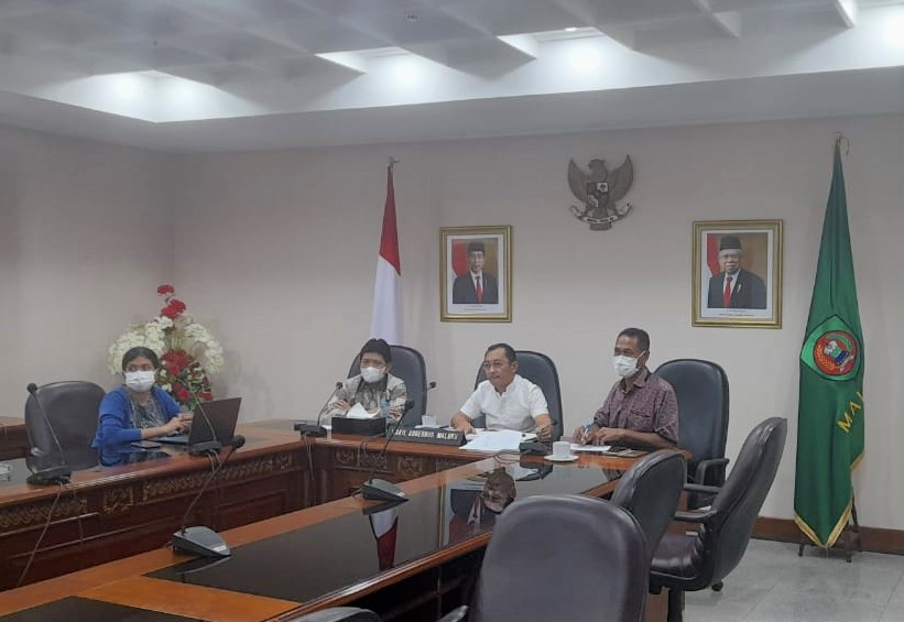 Rakor Monitoring dan Evaluasi PPKM, Wagub Maluku Paparkan Perkembangan Kasus Covid-19 di Maluku