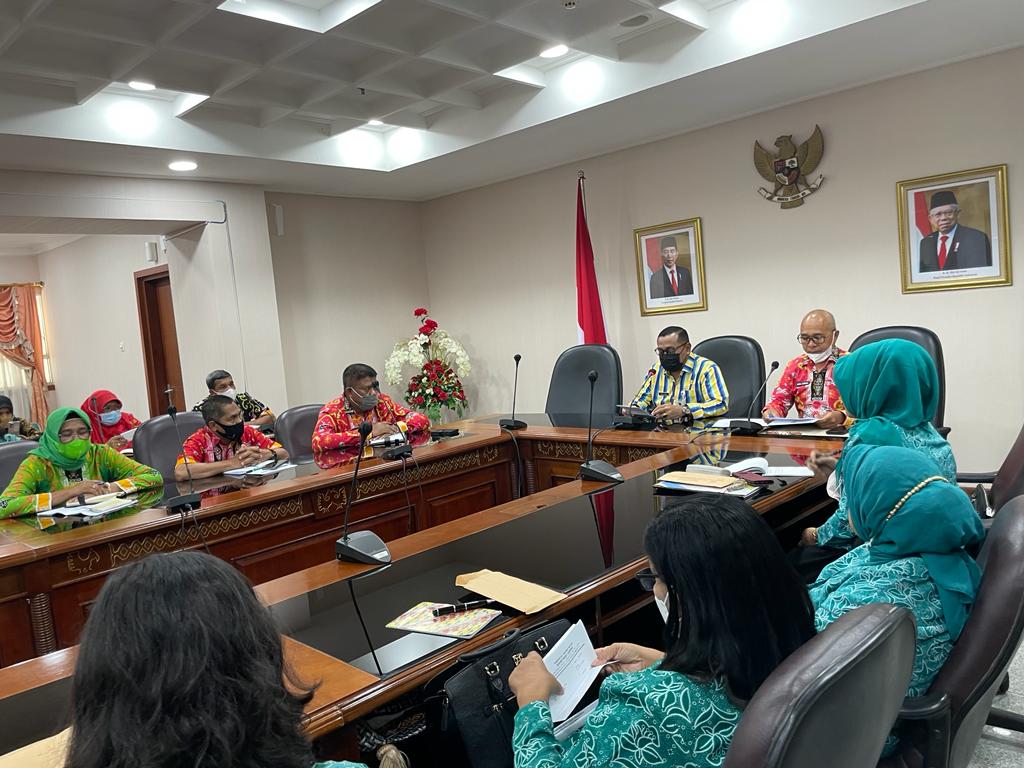 Rapat Tim Pokjanal Posyandu, Ini Harapan Sekda Lewat Asisten I