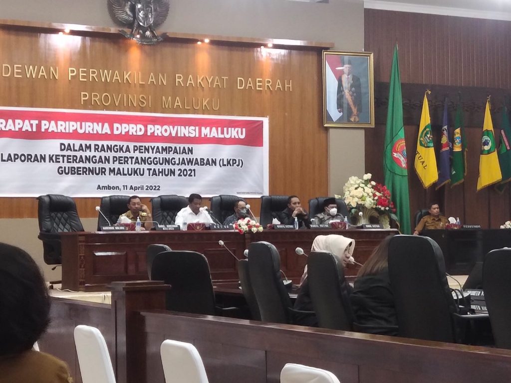 LKPJ Gubernur : Ekonomi Tumbuh, Pengangguran dan Kemiskinan Turun Signifikan