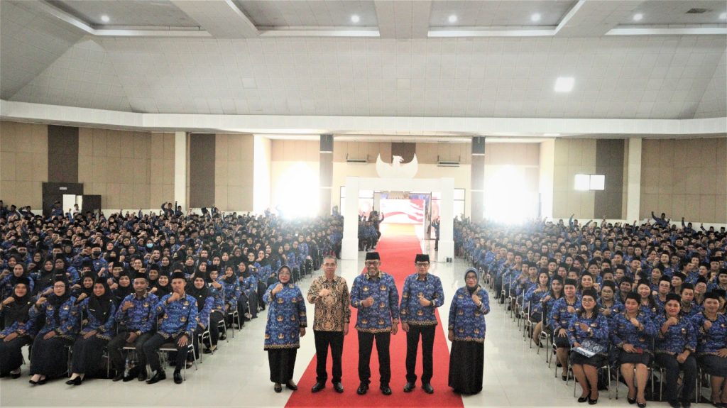 GUBERNUR LANTIK 1.233 PPPK GURU DAN TENAGA TEKNIS