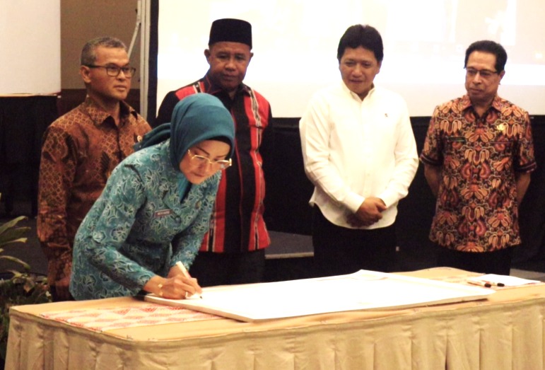 KEMENTERIAN P3A GELAR PENANDATANGANAN PAKTA INTEGRITAS PENCEGAHAN PERKAWINAN & PENGUATAN LAYANAN PEMENUHAN HAK ANAK DI PROVINSI MALUKU