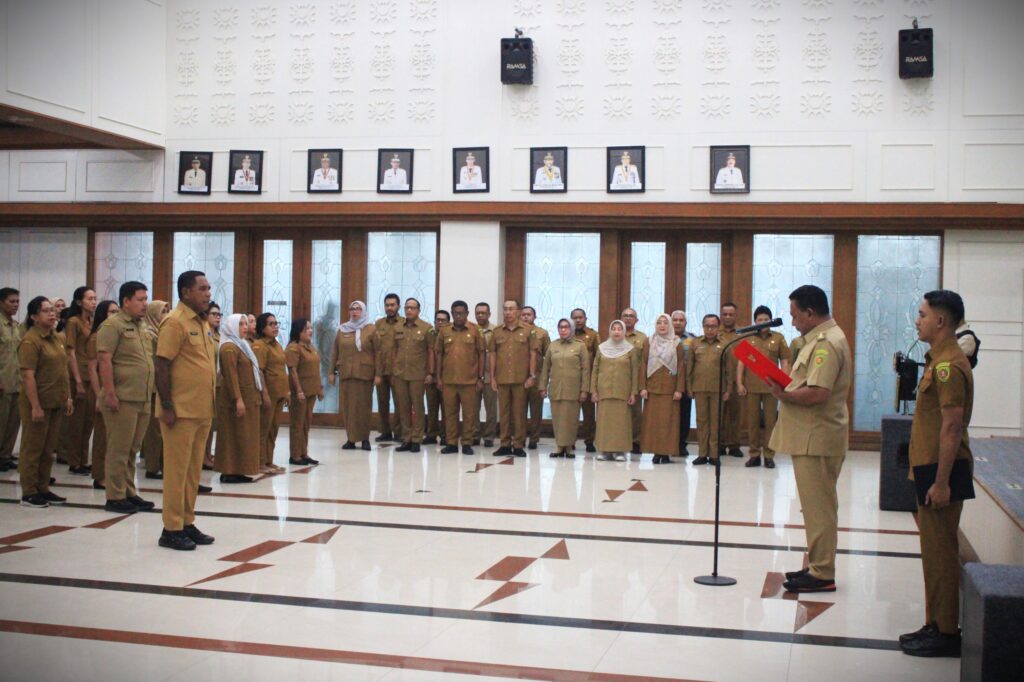 WAGUB PIMPIN UPACARA PERINGATAN HARKITNAS KE-117 DI PROVINSI MALUKU