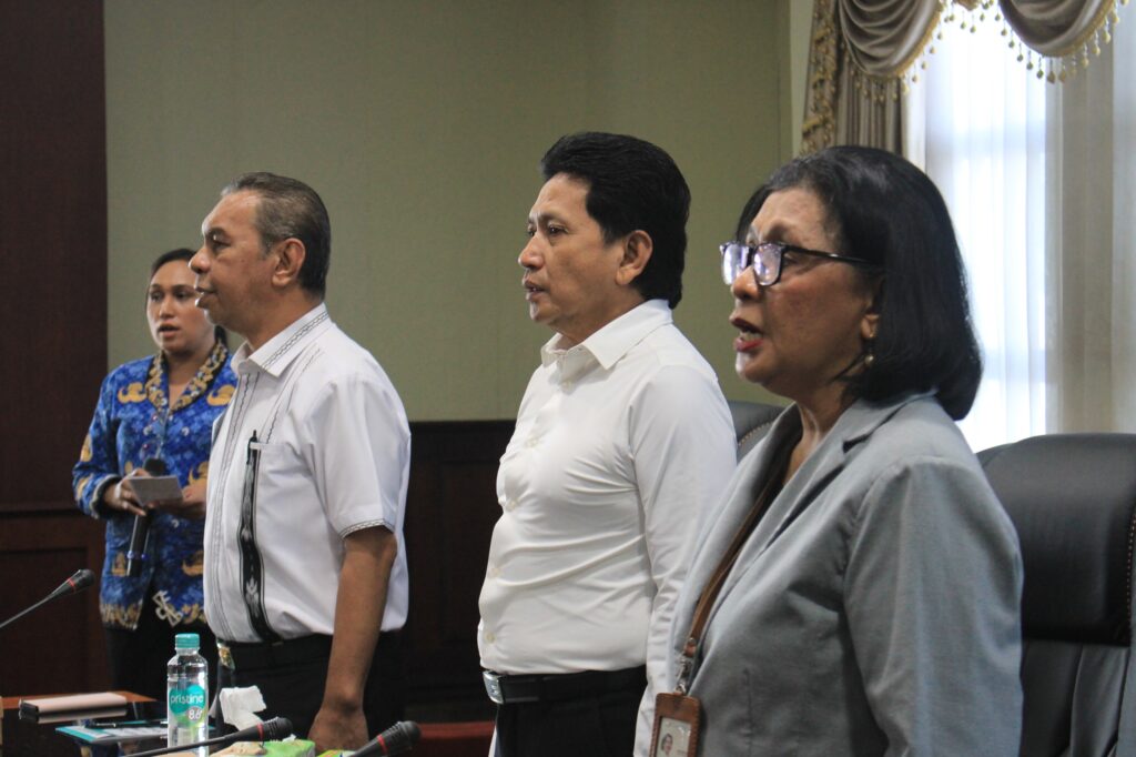 BUKA FGD INDEKS DEMOKRASI INDONESIA PROVINSI MALUKU TAHUN 2024, SEKDA : SUSUN INDEKS DEMOKRASI PROVINSI MALUKU YANG LEBIH BAIK DAN BERKUALITAS