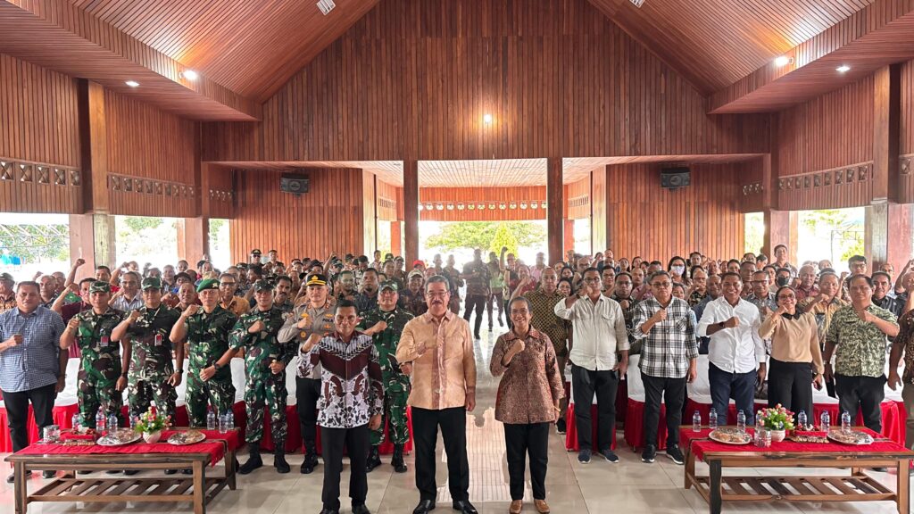GUBERNUR HADIRI ACARA TATAP MUKA ASN DAN APARATUR DESA DI KKT