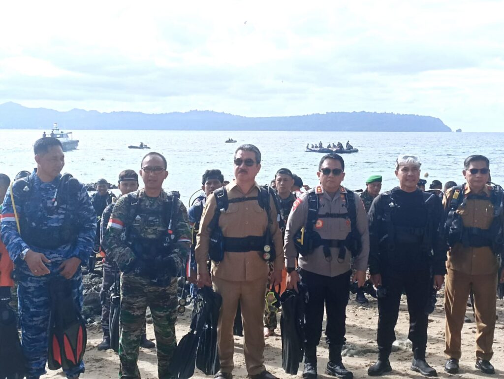 Pengibaran Merah Putih Di Laut Tulehu, Gubernur Maluku Kumandangkan Kejayaan Maritim Indonesia