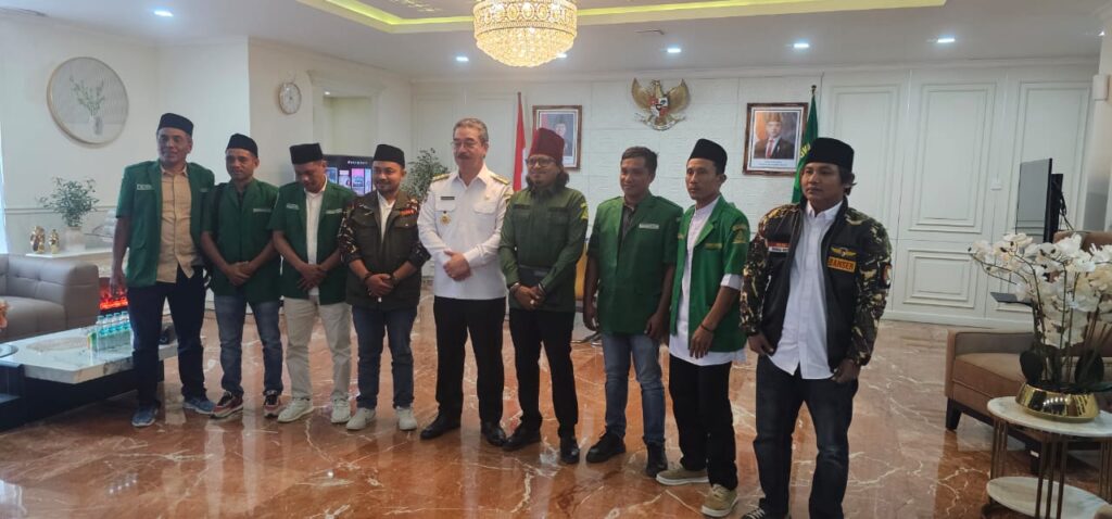 GUBERNUR MALUKU TERIMA GP ANSOR : BANGUN KOLABORASI STRATEGIS UNTUK WUJUDKAN “MALUKU PUNG BAE”