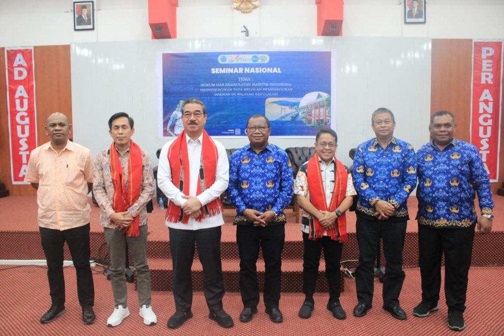 MALUKU GARDA TERDEPAN, EPISENTRUM, DAN LABORATORIUM HIDUP
