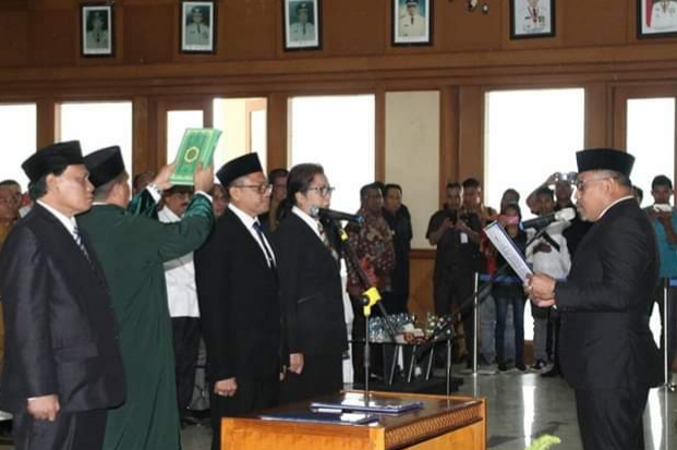 Gubernur Murad Ismail Lantik Sekda Provinsi Maluku