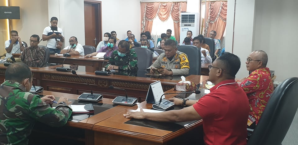 Tindak lanjut Maklumat Gubernur, Sekda pimpin rapat terbatas dengan bidang perhubungan