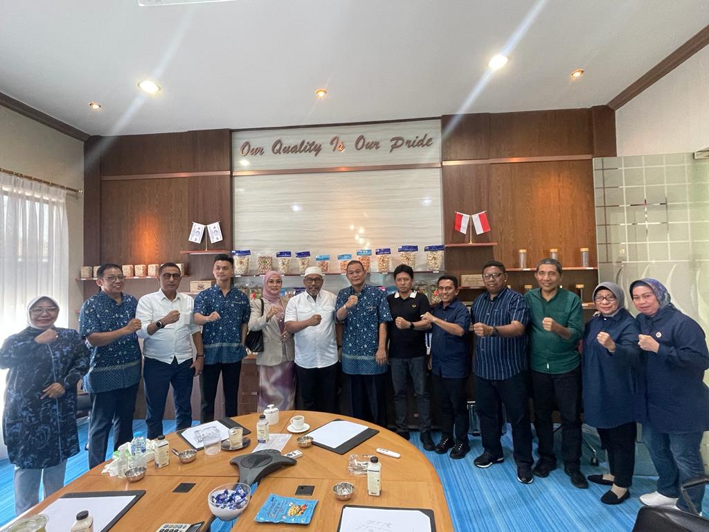 GUBERNUR MALUKU LAKUKAN KUNJUNGAN BALASAN DI PT.COMEXTRA MAJORA