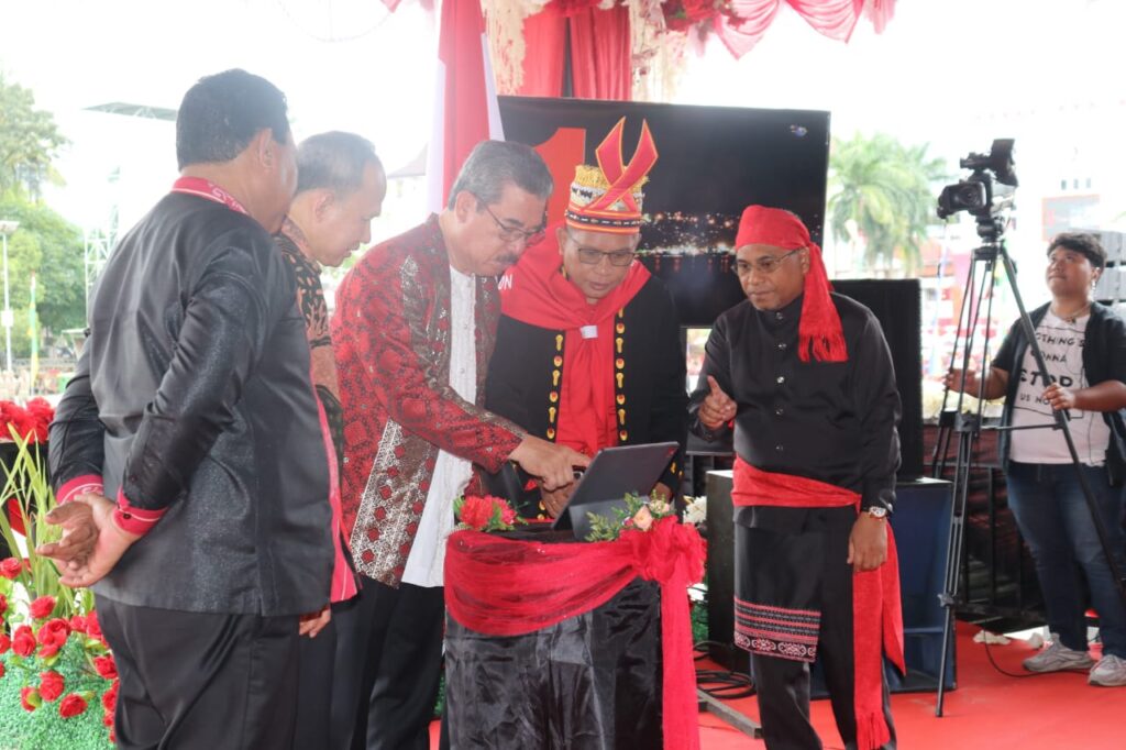 Upacara Kajadian Kota Ambon ke-450: Pesan Basudara untuk Kota Ambon Manise