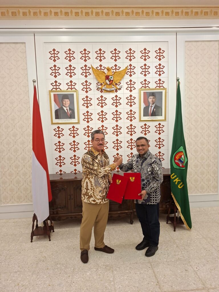 Gubernur dan Bupati SBT Tandatangani Pembagian PI 10 Persen Blok Seram Non Bula