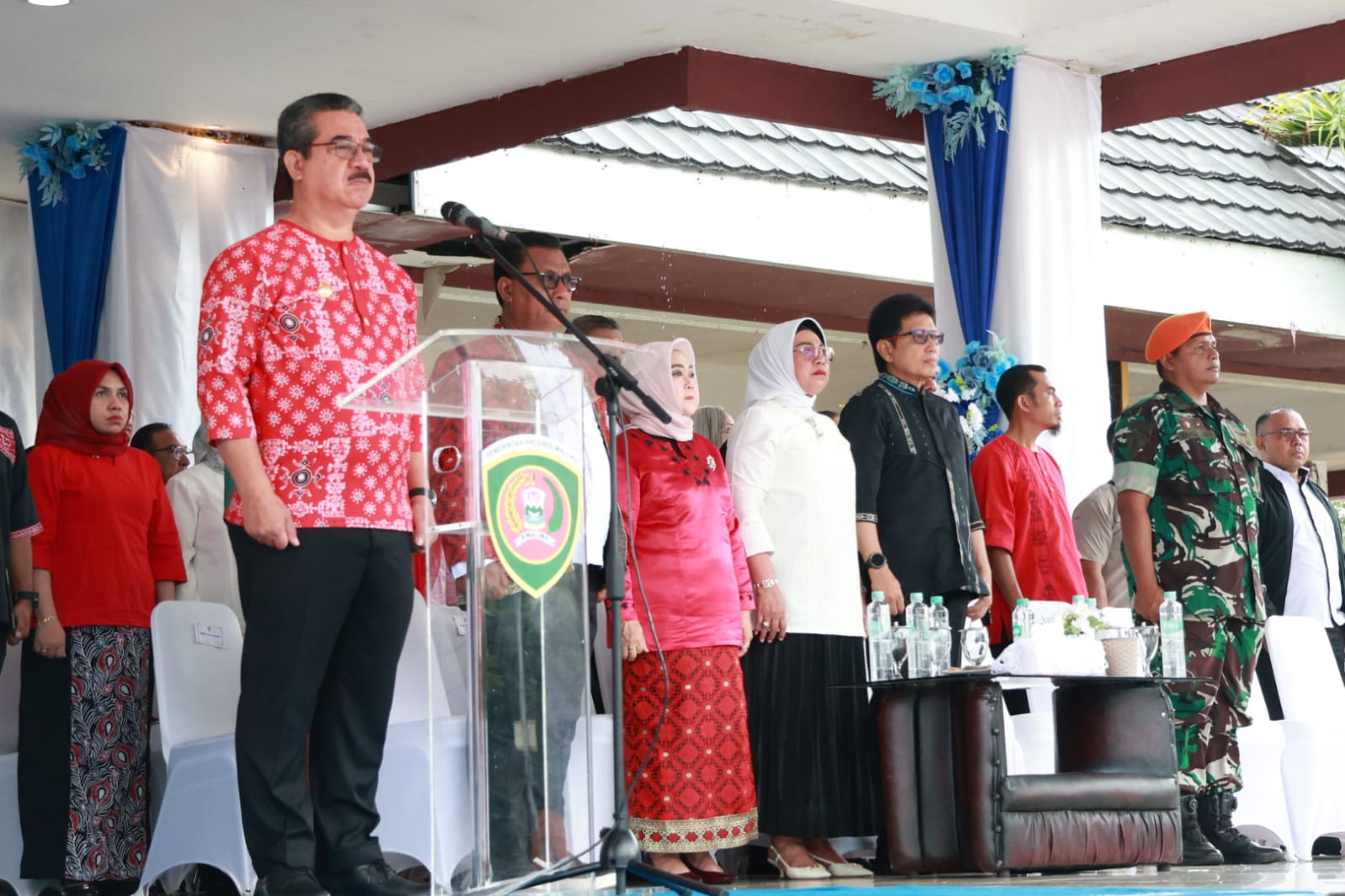 Gubernur Maluku Pimpin Upacara Hardiknas 2026, Luncurkan Program “Polisi Mengajar” untuk Perkuat Pendidikan Karakter