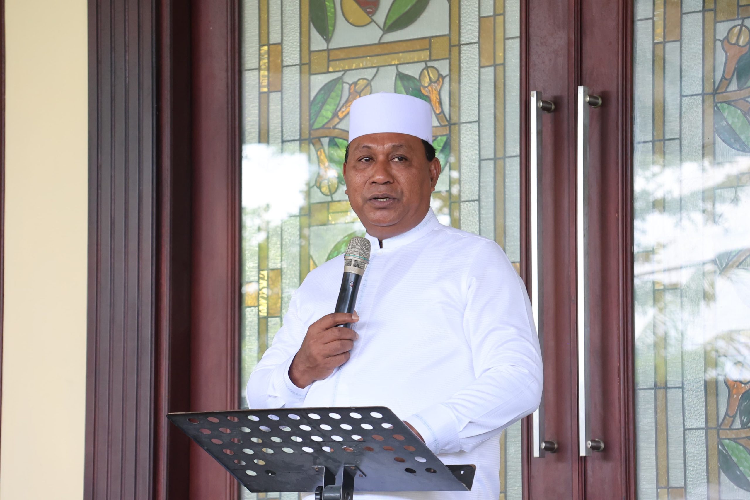 Wagub Maluku Gelar Penyembelihan Hewan Qurban, Jaga Tradisi dan Kebersamaan Umat