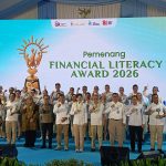 Maluku Raih Financial Literacy Award 2026, Wagub Terima Penghargaan dari OJK