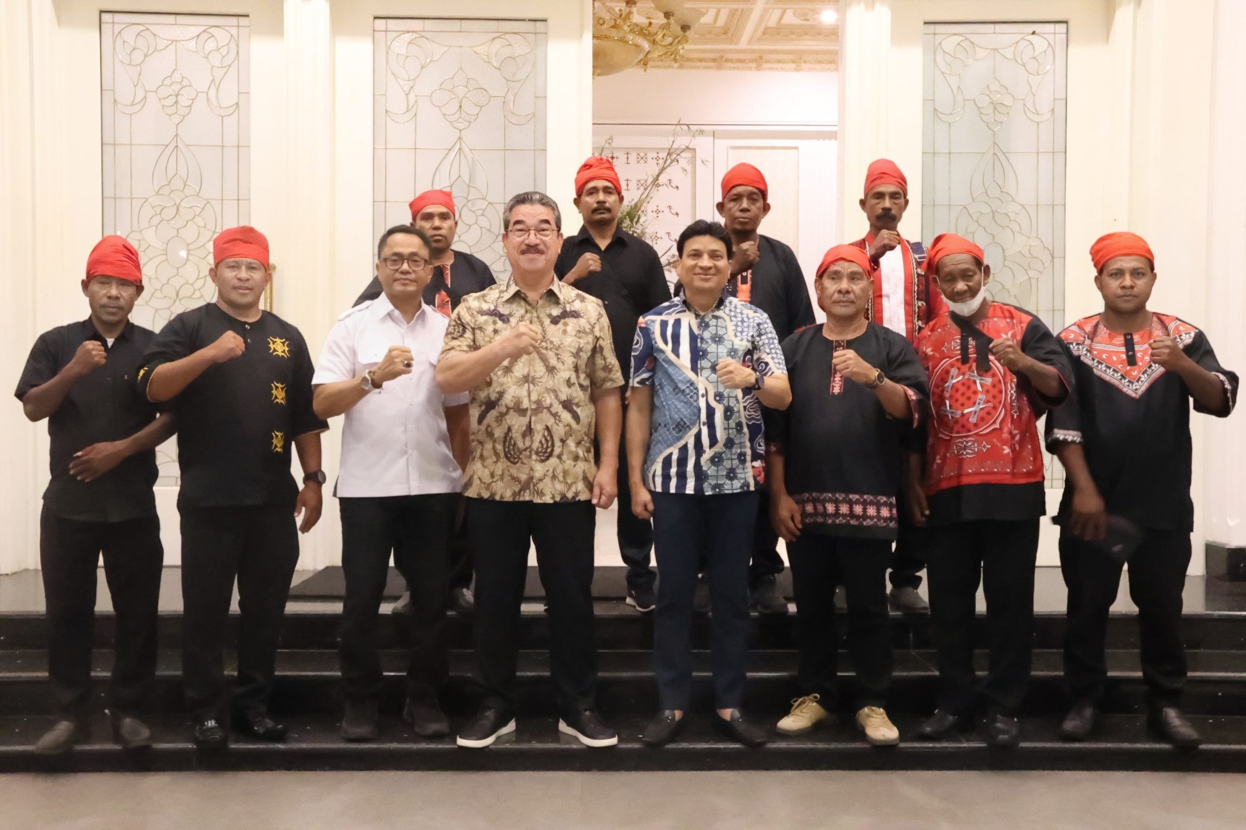 Gubernur Hendrik Lewerissa Buka Ruang Dialog, Siap Dampingi Aspirasi Raja-Raja Negeri Penyangga Taman Nasional Manusela