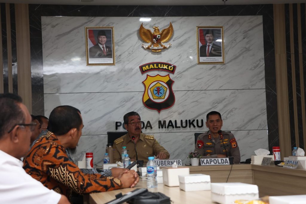 GUBERNUR MALUKU: HUKUM HARUS JADI PANGLIMA, FORUM KEAMANAN HARUS BERGERAK NYATA