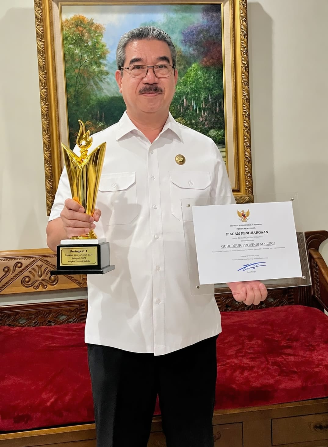 Maluku Raih Terbaik Ketiga Nasional IPP 2025, Gubernur Lewerissa Persembahkan Penghargaan untuk Seluruh Rakyat dan Pemuda