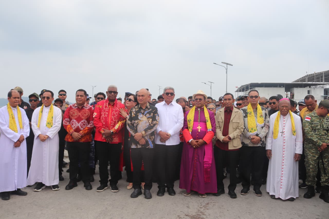 25 Tahun Imamat Mgr. Zeno Ngutra, Gubernur Maluku Dorong Gereja Perkuat Pembinaan Generasi Muda